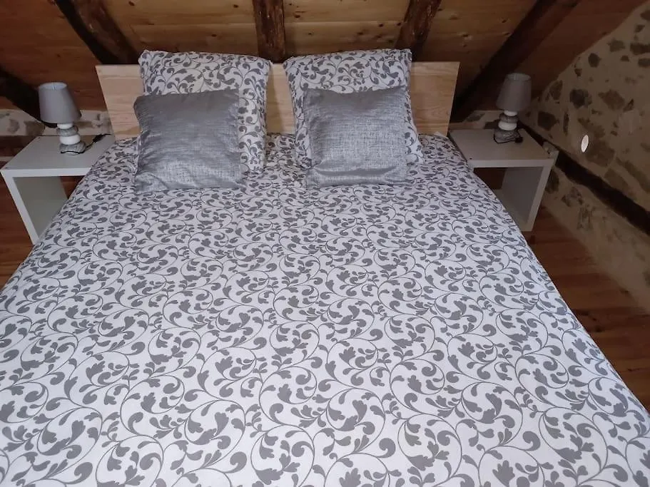 Holiday home Lou Picou, Gite Montagne Habitat Typique, 3 Pers Oust France