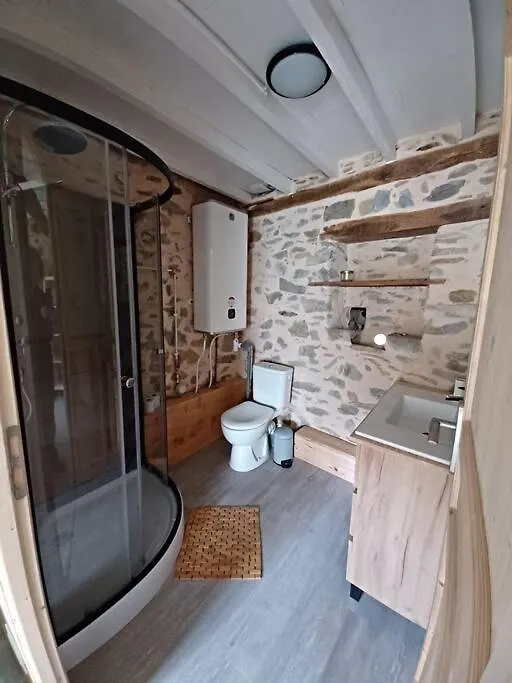 Lou Picou, Gite Montagne Habitat Typique, 3 Pers Oust Holiday home